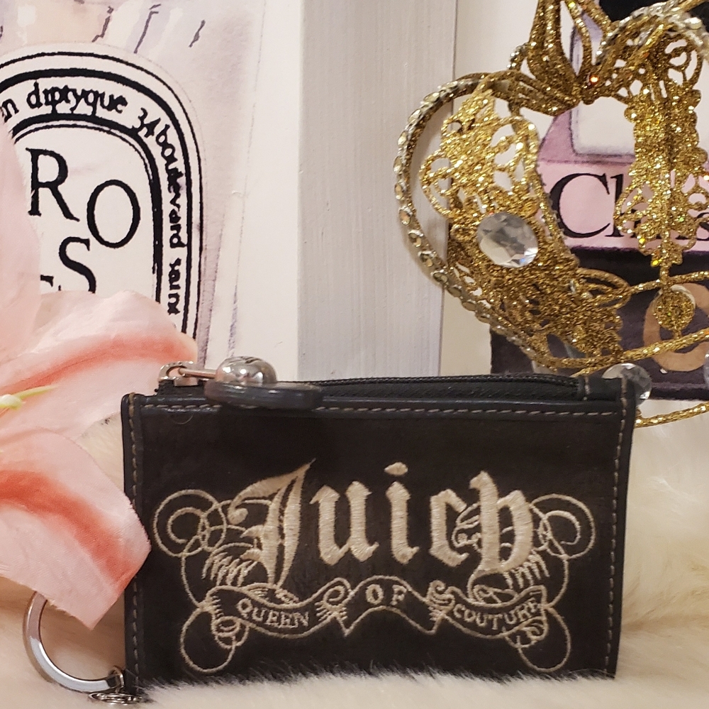 ***SOLD***Juicy Couture Brown Velour Coin Purse! *Rare*